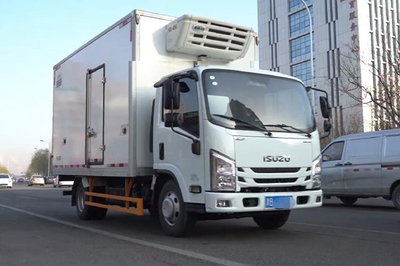 江西五十铃翼放冷藏车 解锁冷链运输与高空作业的双重创富密码